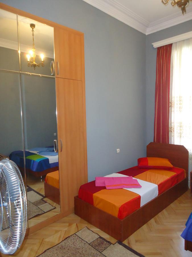 Albatros Bed and Breakfast Tbilisi Exteriör bild