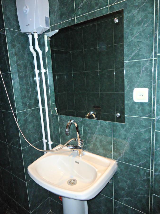 Albatros Bed and Breakfast Tbilisi Exteriör bild