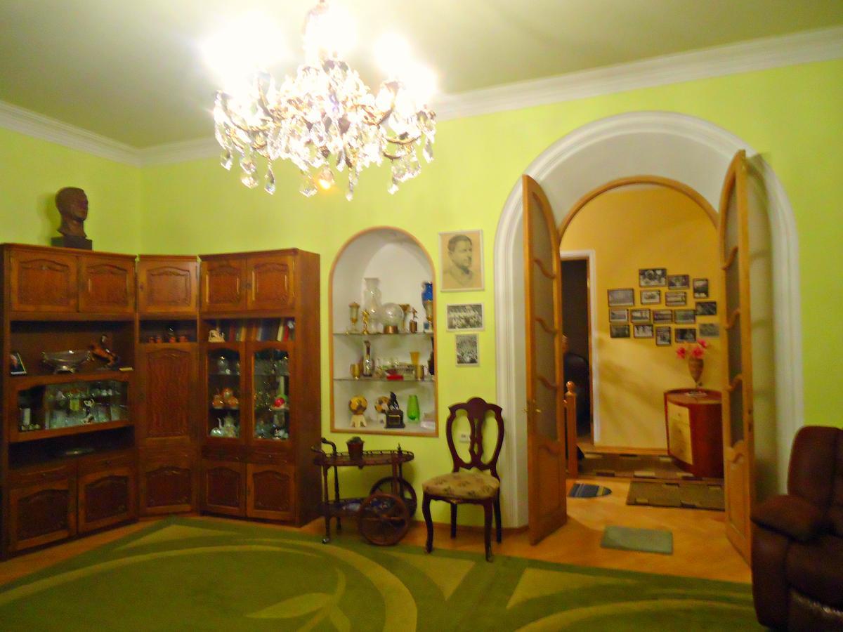 Albatros Bed and Breakfast Tbilisi Exteriör bild