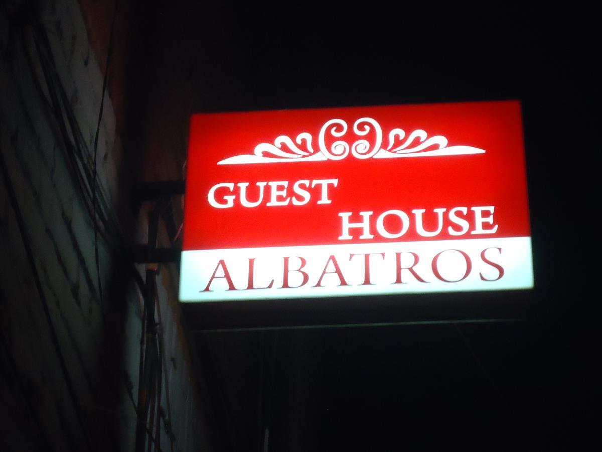 Albatros Bed and Breakfast Tbilisi Exteriör bild